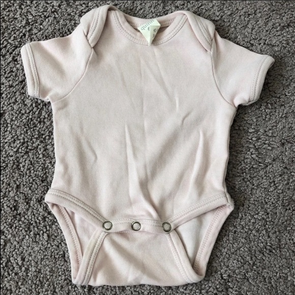 Kate Quinn Onesie Bundle - Picture 4 of 4